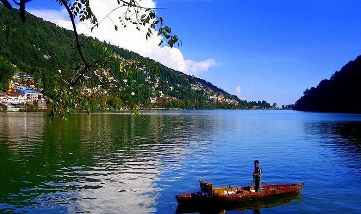 You Don't Need Leaves to Travel to These Hill Stations Near Delhi